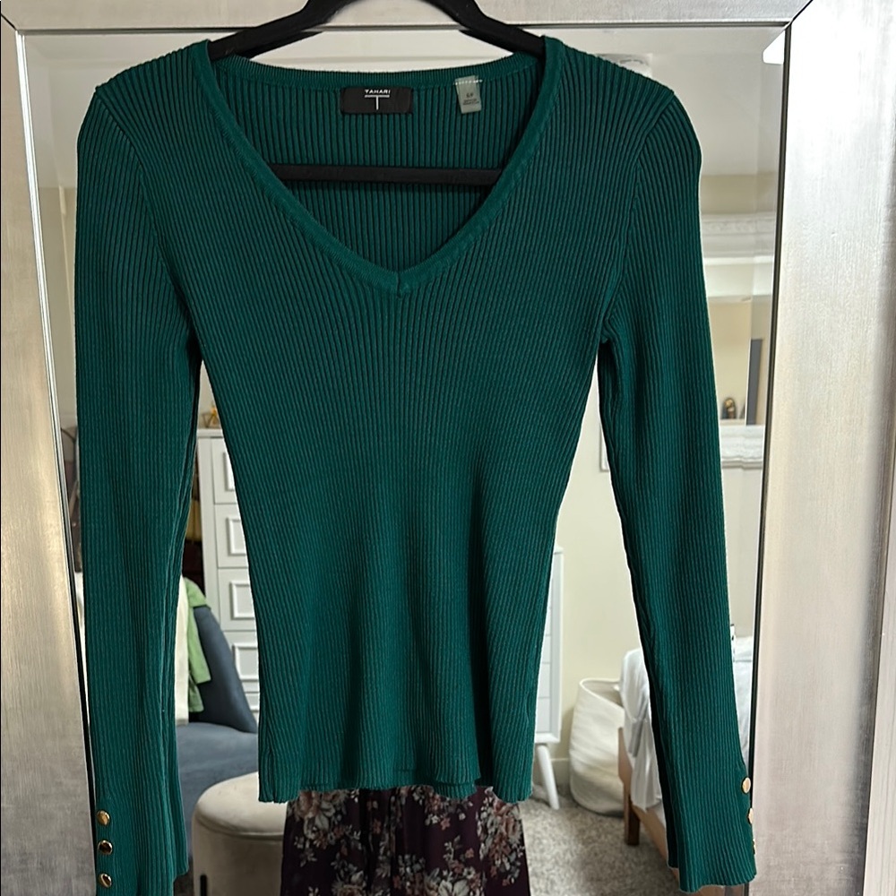 Tahari Green V-Neck Sweater